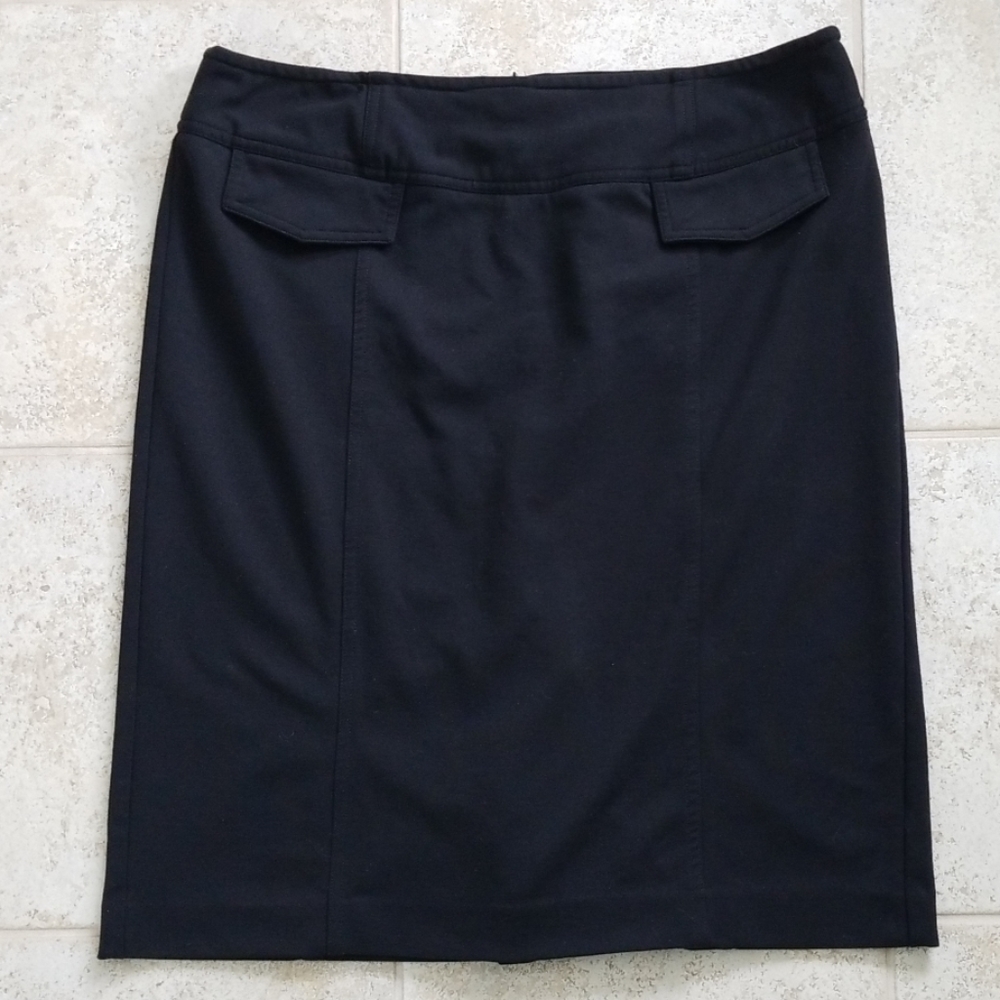 Black knit pencil skirt